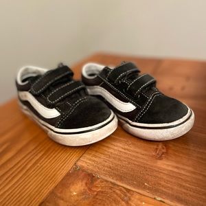 Toddler shoes Van 7.5 all black Velcro